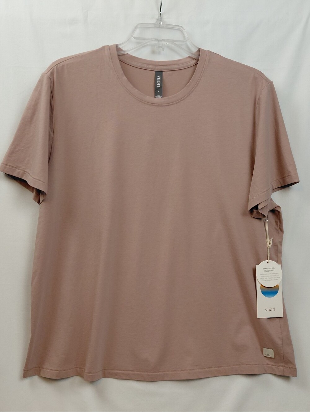 Vuori Feather Tee Shirt Women's Size Medium Canyon Clay NWT